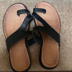 b.o.c. Black and Tan Women's Sandals